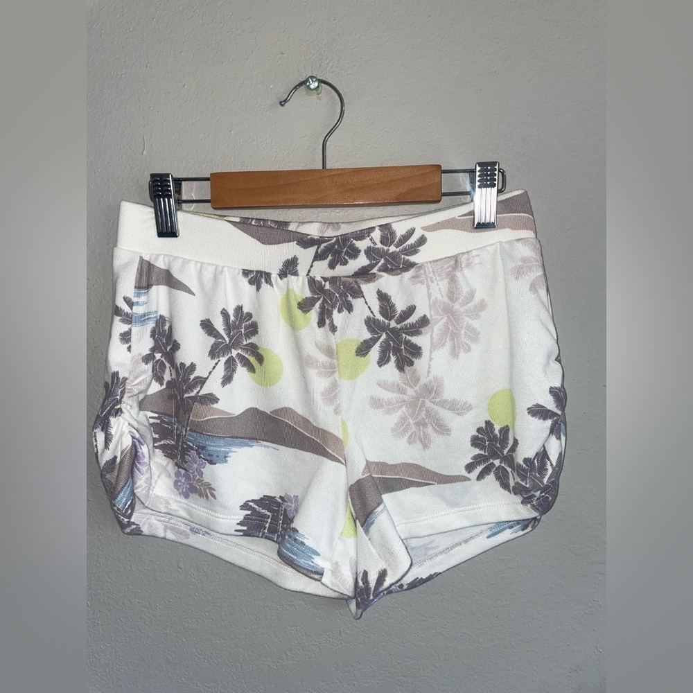 Gilly Hicks White and Gray Floral sleep Shorts